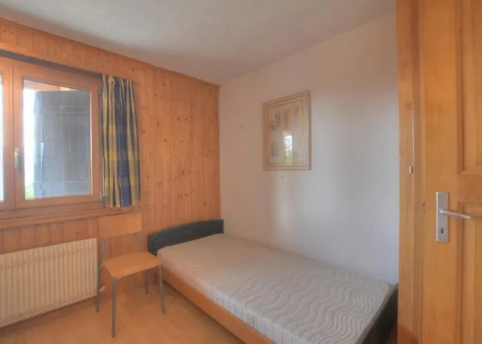 Cytises A Avec Vue Sur Les Alpes シャレー