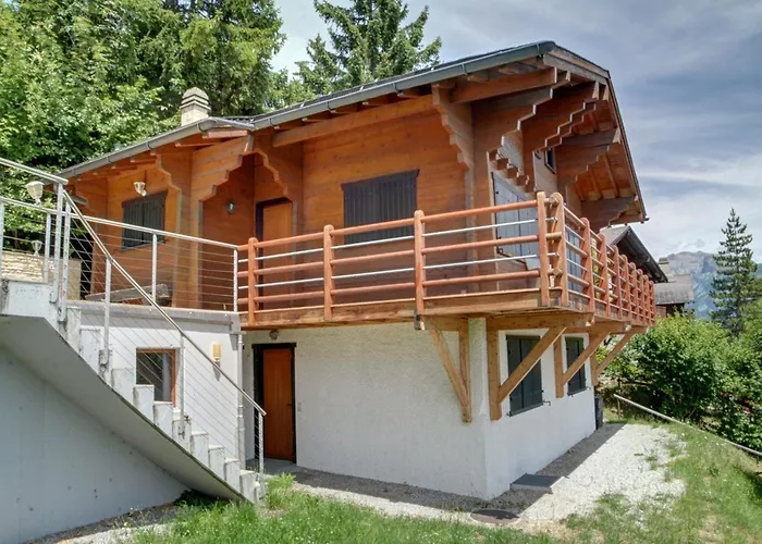 Cytises A Avec Vue Sur Les Alpes Chalet *